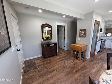 Tiny photo for 2603 Shoreland Avenue, Toledo, OH 43611 (MLS # 10008101)
