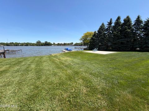 Tiny photo for 2603 Shoreland Avenue, Toledo, OH 43611 (MLS # 10008101)