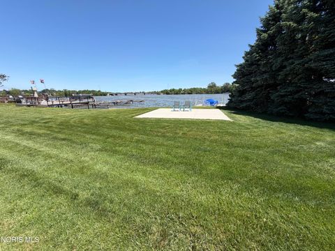 Tiny photo for 2603 Shoreland Avenue, Toledo, OH 43611 (MLS # 10008101)