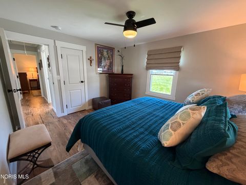 Tiny photo for 2603 Shoreland Avenue, Toledo, OH 43611 (MLS # 10008101)