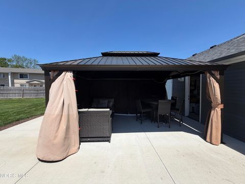 Tiny photo for 2603 Shoreland Avenue, Toledo, OH 43611 (MLS # 10008101)