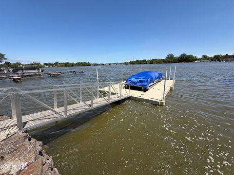Tiny photo for 2603 Shoreland Avenue, Toledo, OH 43611 (MLS # 10008101)