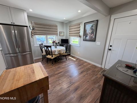 Tiny photo for 2603 Shoreland Avenue, Toledo, OH 43611 (MLS # 10008101)