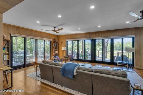 Tiny photo for 25001 W River Road, Perrysburg, OH 43551 (MLS # 10002606)