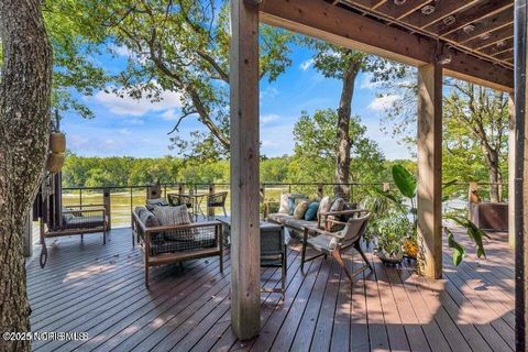 Tiny photo for 25001 W River Road, Perrysburg, OH 43551 (MLS # 10002606)