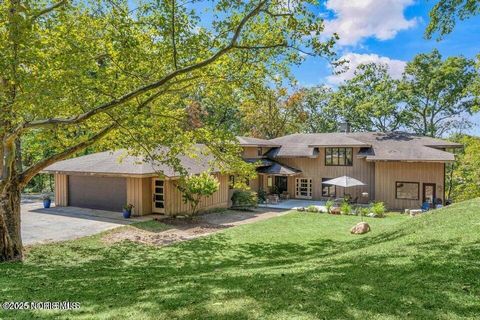 Photo of 25001 W River Road, Perrysburg, OH 43551 (MLS # 10002606)