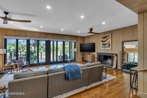 Tiny photo for 25001 W River Road, Perrysburg, OH 43551 (MLS # 10002606)