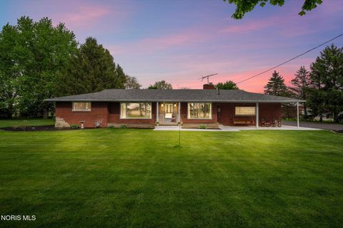Photo of 6320 State Route 109, Delta, OH 43515 (MLS # 10006844)