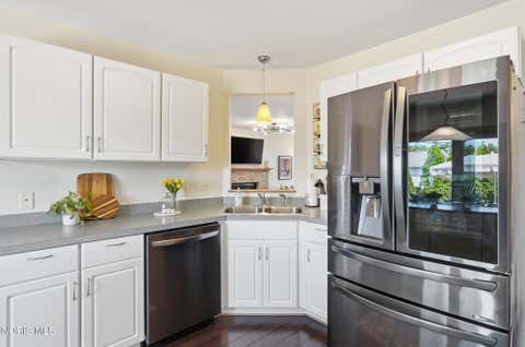 Tiny photo for 1313 Seneca Creek Court, Perrysburg, OH 43551 (MLS # 10011537)