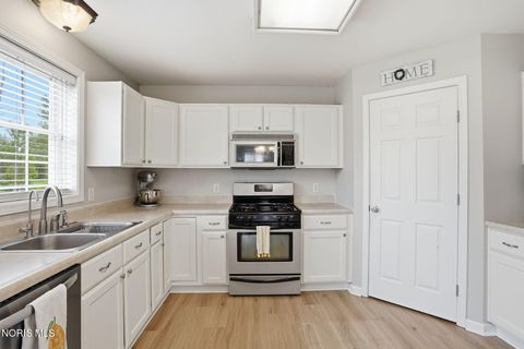 Tiny photo for 200 S Sullivan Drive, Haskins, OH 43525 (MLS # 10008193)