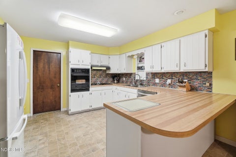 Tiny photo for 12531 Shaffer Road, Swanton, OH 43558 (MLS # 10011883)