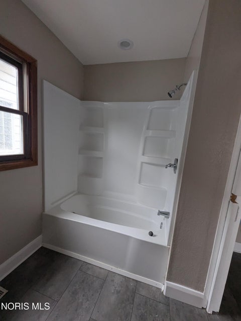 Tiny photo for 338 Sheldon Street, Toledo, OH 43605 (MLS # 10012367)
