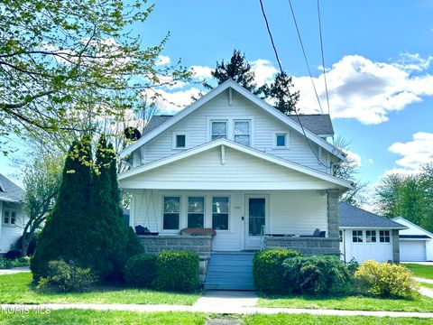 Photo of 350 S Toledo Street, Elmore, OH 43416 (MLS # 10006642)