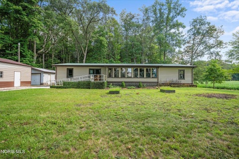 Tiny photo for 11555 Manore Road, Grand Rapids, OH 43522 (MLS # 10013367)