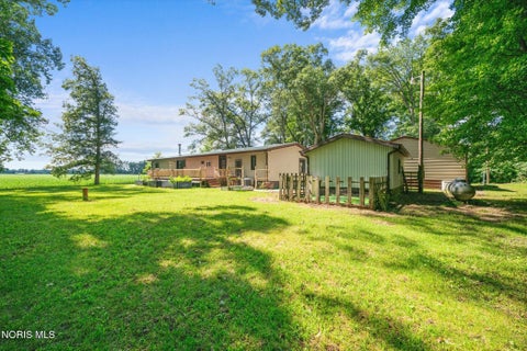 Tiny photo for 11555 Manore Road, Grand Rapids, OH 43522 (MLS # 10013367)