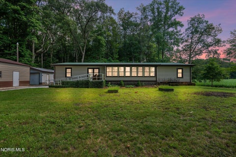 Tiny photo for 11555 Manore Road, Grand Rapids, OH 43522 (MLS # 10013367)