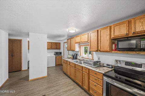 Tiny photo for 11555 Manore Road, Grand Rapids, OH 43522 (MLS # 10013367)