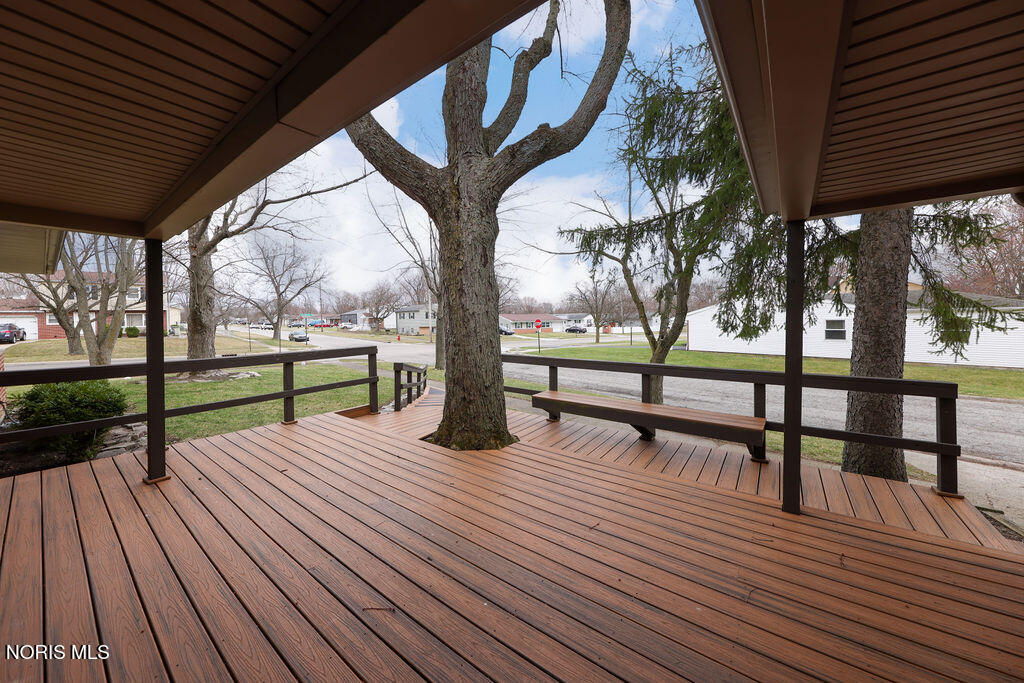 536 Edinborough Drive