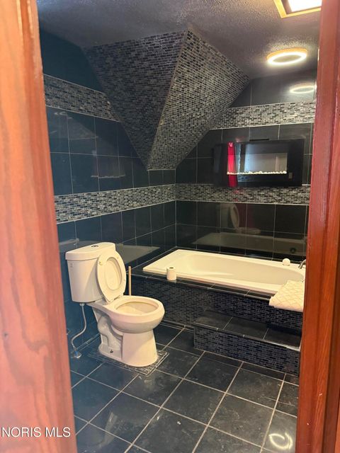 Tiny photo for 1031 Prospect Avenue, Toledo, OH 43606 (MLS # 10005490)