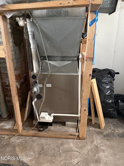 Tiny photo for 1031 Prospect Avenue, Toledo, OH 43606 (MLS # 10005490)