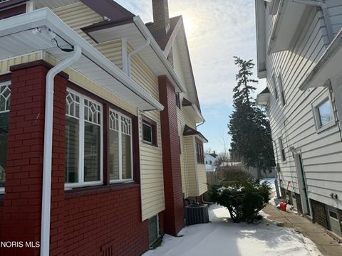 Tiny photo for 1031 Prospect Avenue, Toledo, OH 43606 (MLS # 10005490)