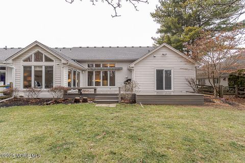 Tiny photo for 2822 Page Lindsay Lane, Toledo, OH 43615 (MLS # 10002458)