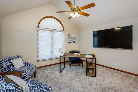 Tiny photo for 2822 Page Lindsay Lane, Toledo, OH 43615 (MLS # 10002458)