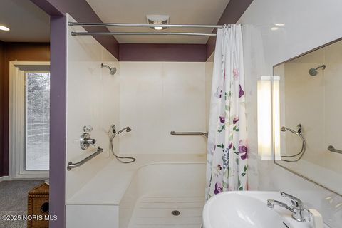 Tiny photo for 2822 Page Lindsay Lane, Toledo, OH 43615 (MLS # 10002458)