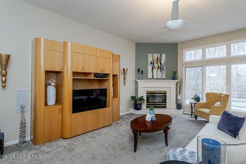 Tiny photo for 2822 Page Lindsay Lane, Toledo, OH 43615 (MLS # 10002458)