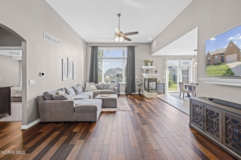 Tiny photo for 14806 Lake Winds Drive, Perrysburg, OH 43551 (MLS # 10014488)