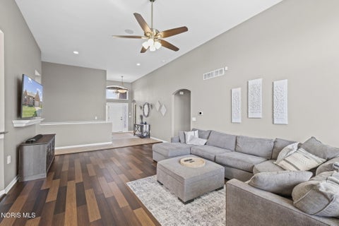 Tiny photo for 14806 Lake Winds Drive, Perrysburg, OH 43551 (MLS # 10014488)