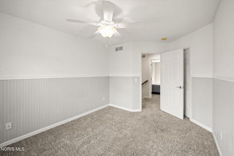 Tiny photo for 8122 N Bridge Way, Maumee, OH 43537 (MLS # 10005395)