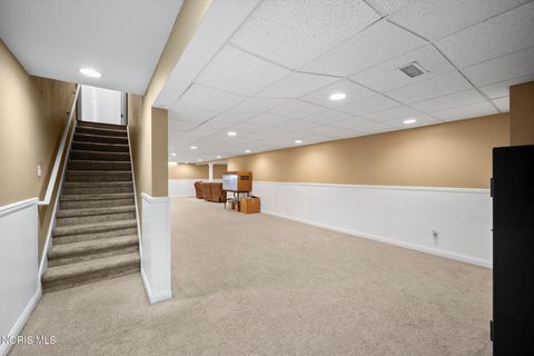 Tiny photo for 8122 N Bridge Way, Maumee, OH 43537 (MLS # 10005395)