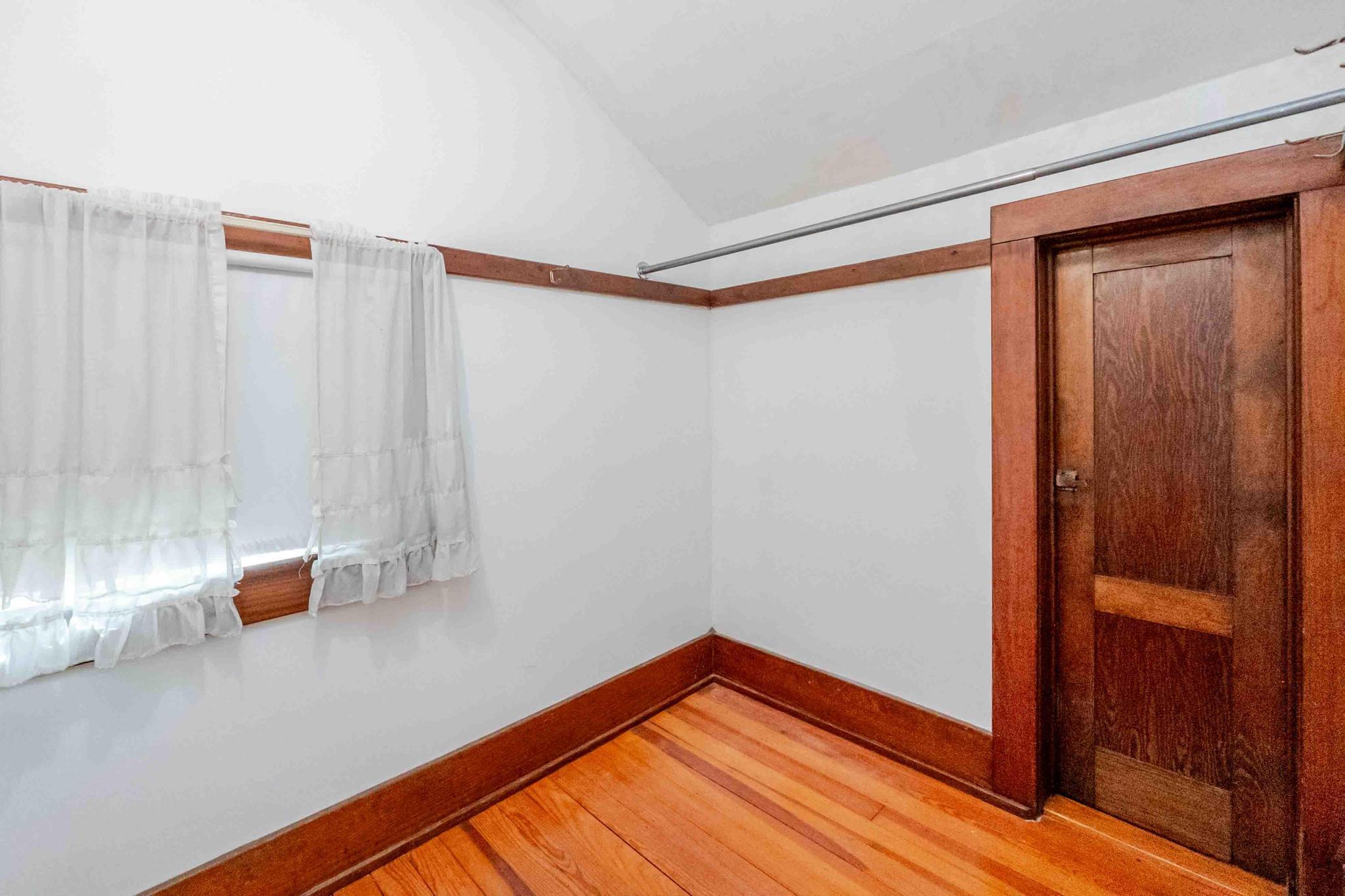 Findlay, Ohio 45840, United States, 5 Bedrooms Bedrooms, ,2 BathroomsBathrooms,Residential,Active,228230