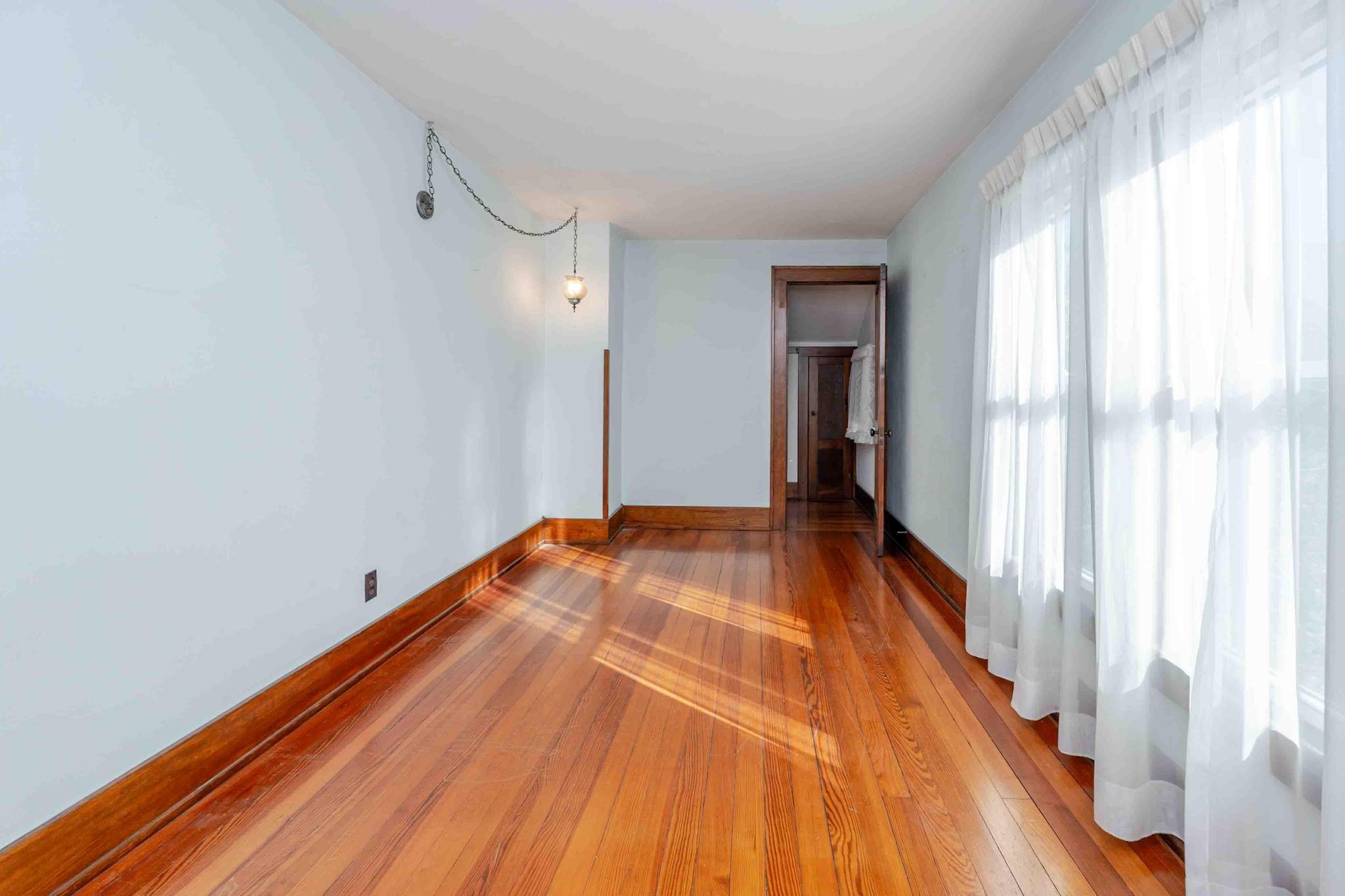 Findlay, Ohio 45840, United States, 5 Bedrooms Bedrooms, ,2 BathroomsBathrooms,Residential,Active,228230