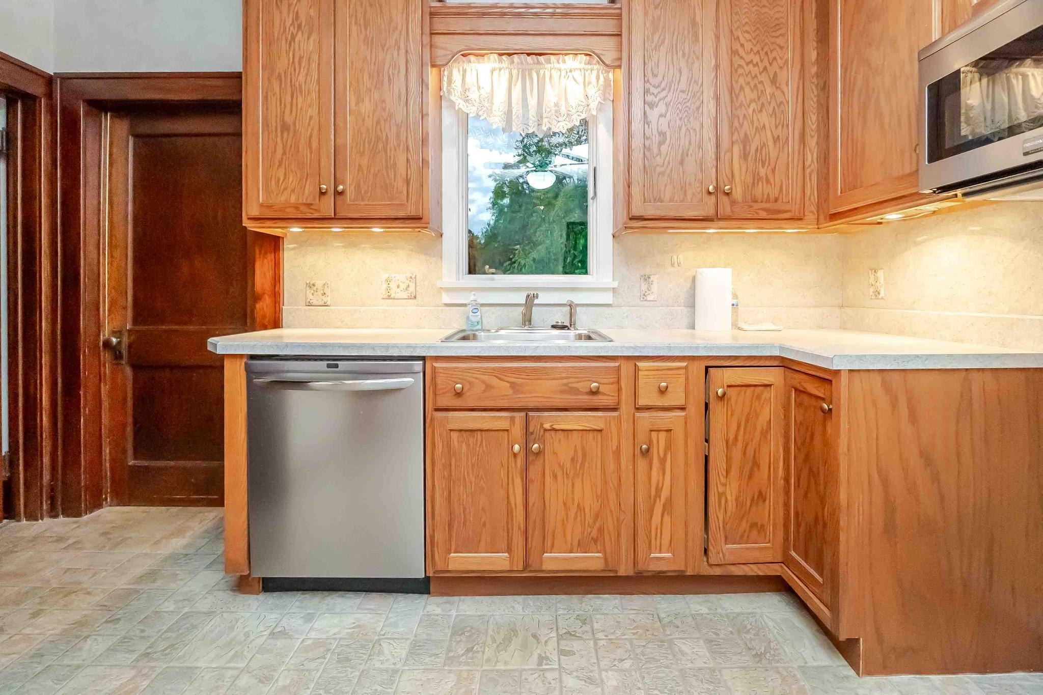 Findlay, Ohio 45840, United States, 5 Bedrooms Bedrooms, ,2 BathroomsBathrooms,Residential,Active,228230