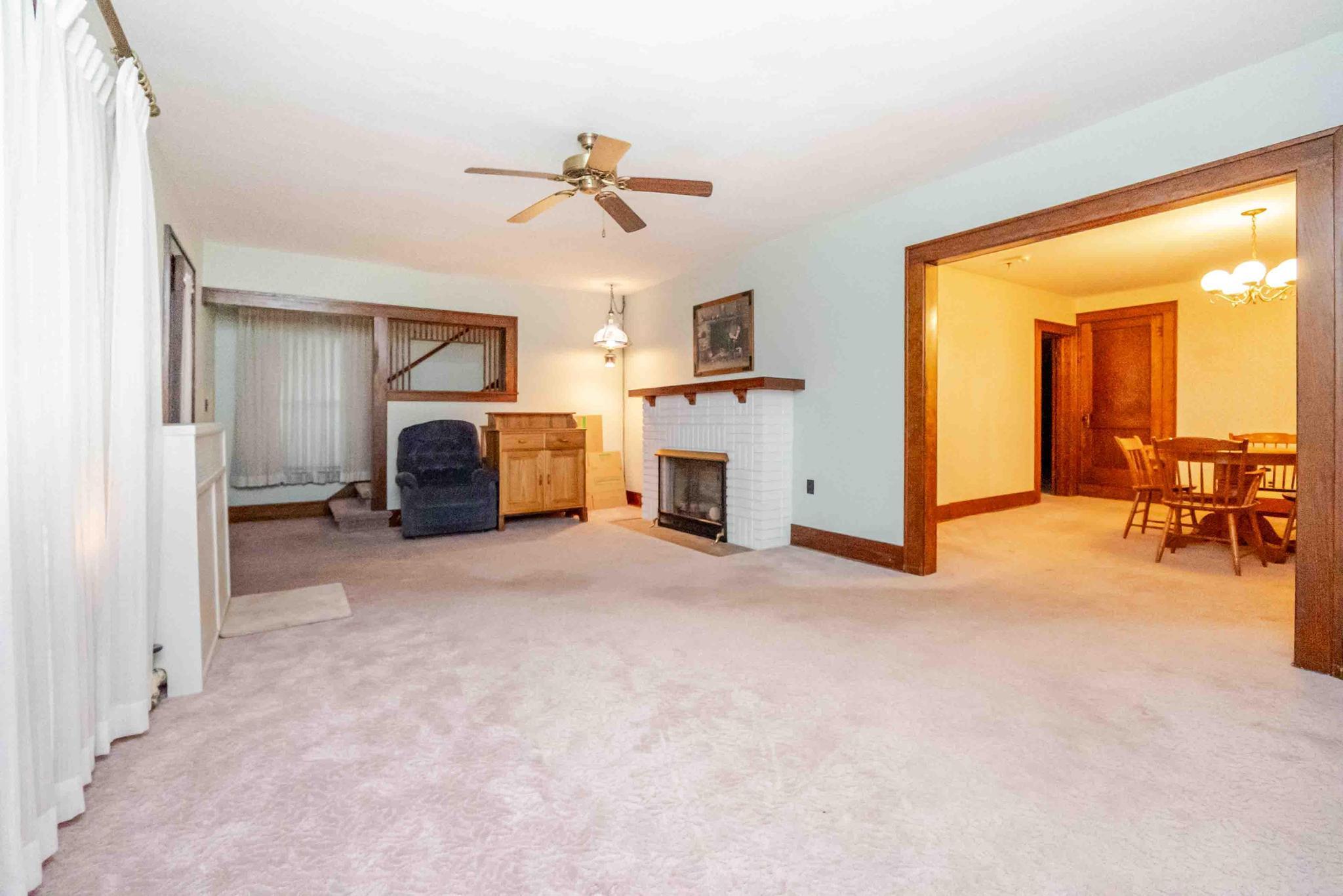 Findlay, Ohio 45840, United States, 5 Bedrooms Bedrooms, ,2 BathroomsBathrooms,Residential,Active,228230