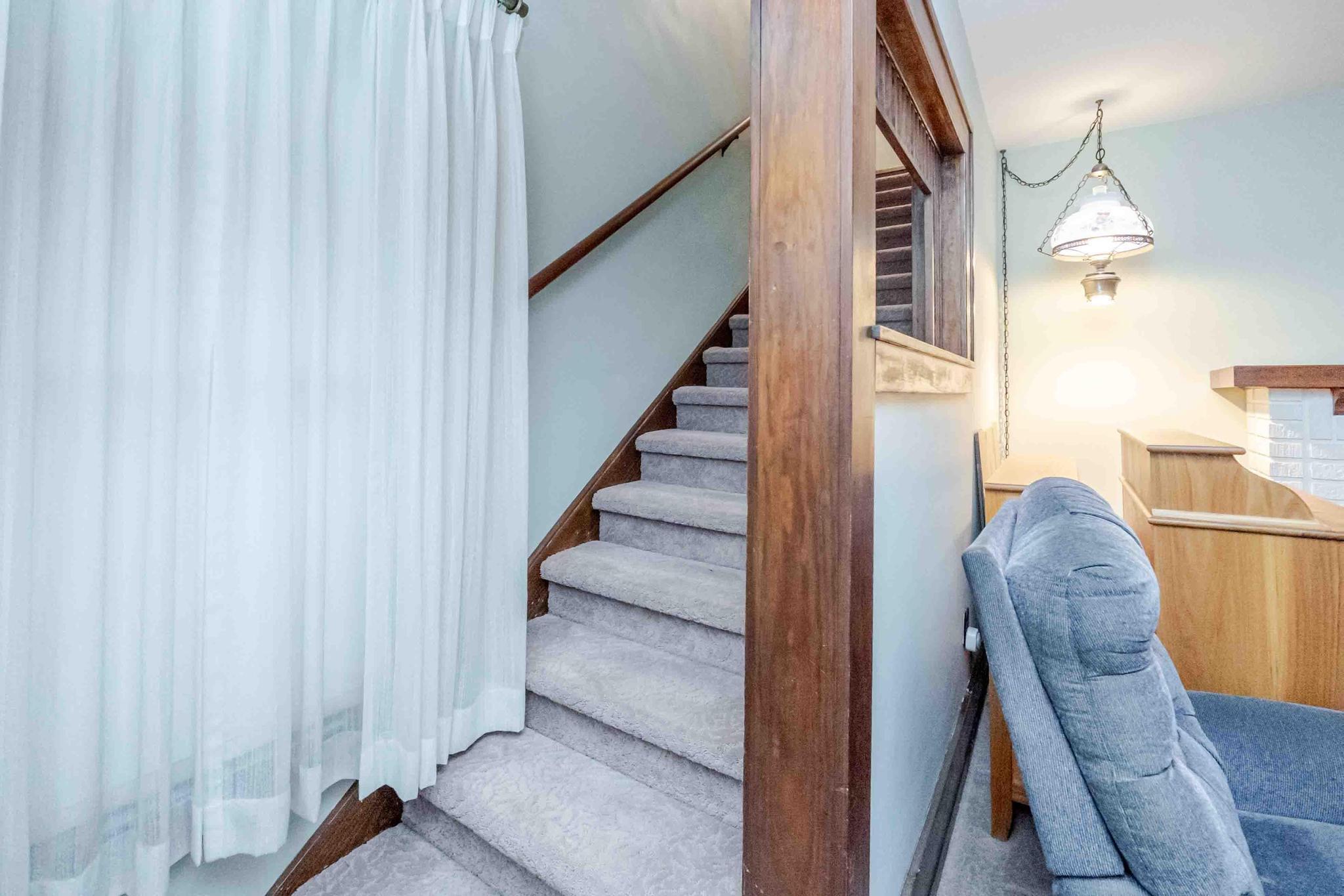 Findlay, Ohio 45840, United States, 5 Bedrooms Bedrooms, ,2 BathroomsBathrooms,Residential,Active,228230