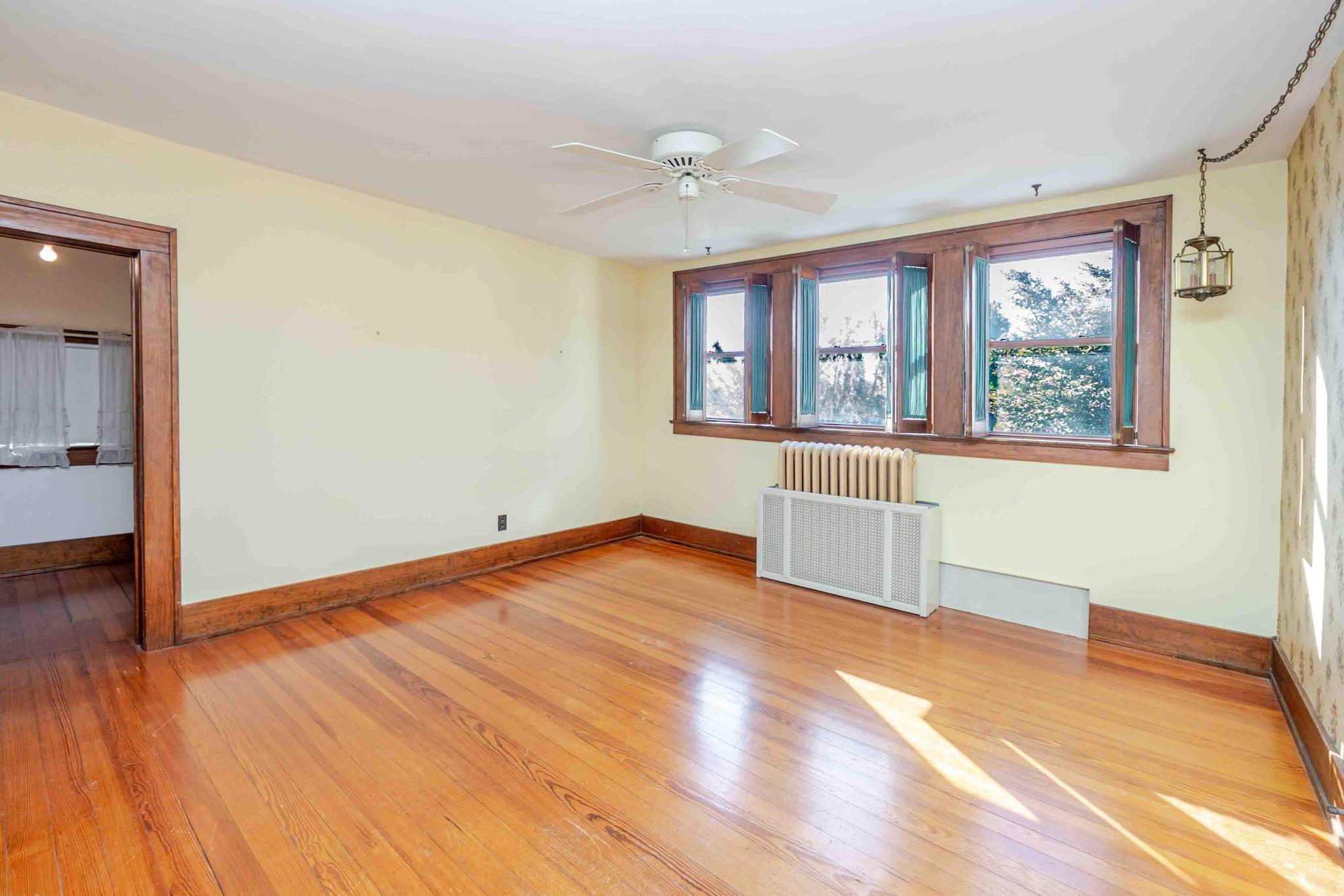 Findlay, Ohio 45840, United States, 5 Bedrooms Bedrooms, ,2 BathroomsBathrooms,Residential,Active,228230