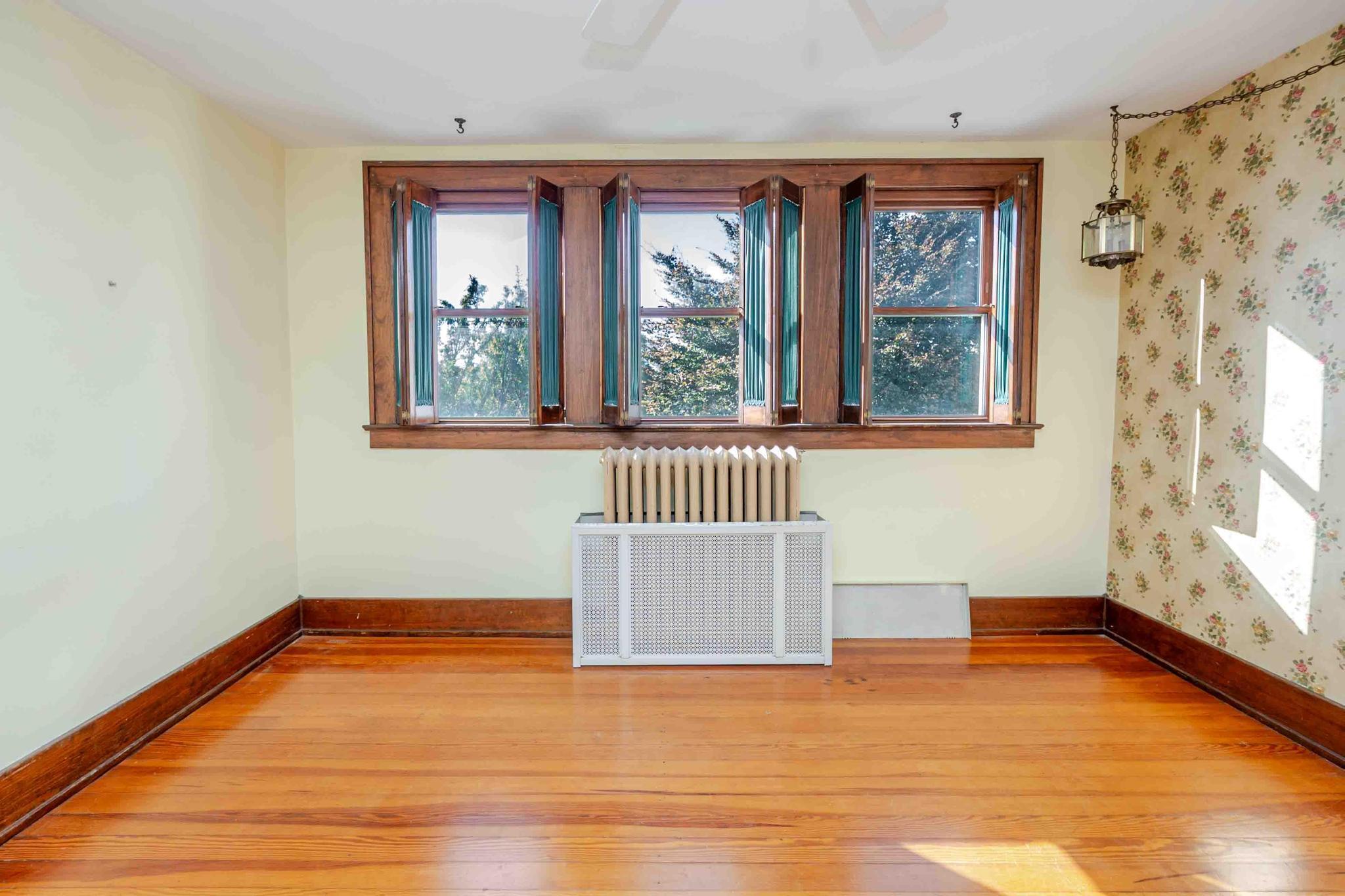 Findlay, Ohio 45840, United States, 5 Bedrooms Bedrooms, ,2 BathroomsBathrooms,Residential,Active,228230