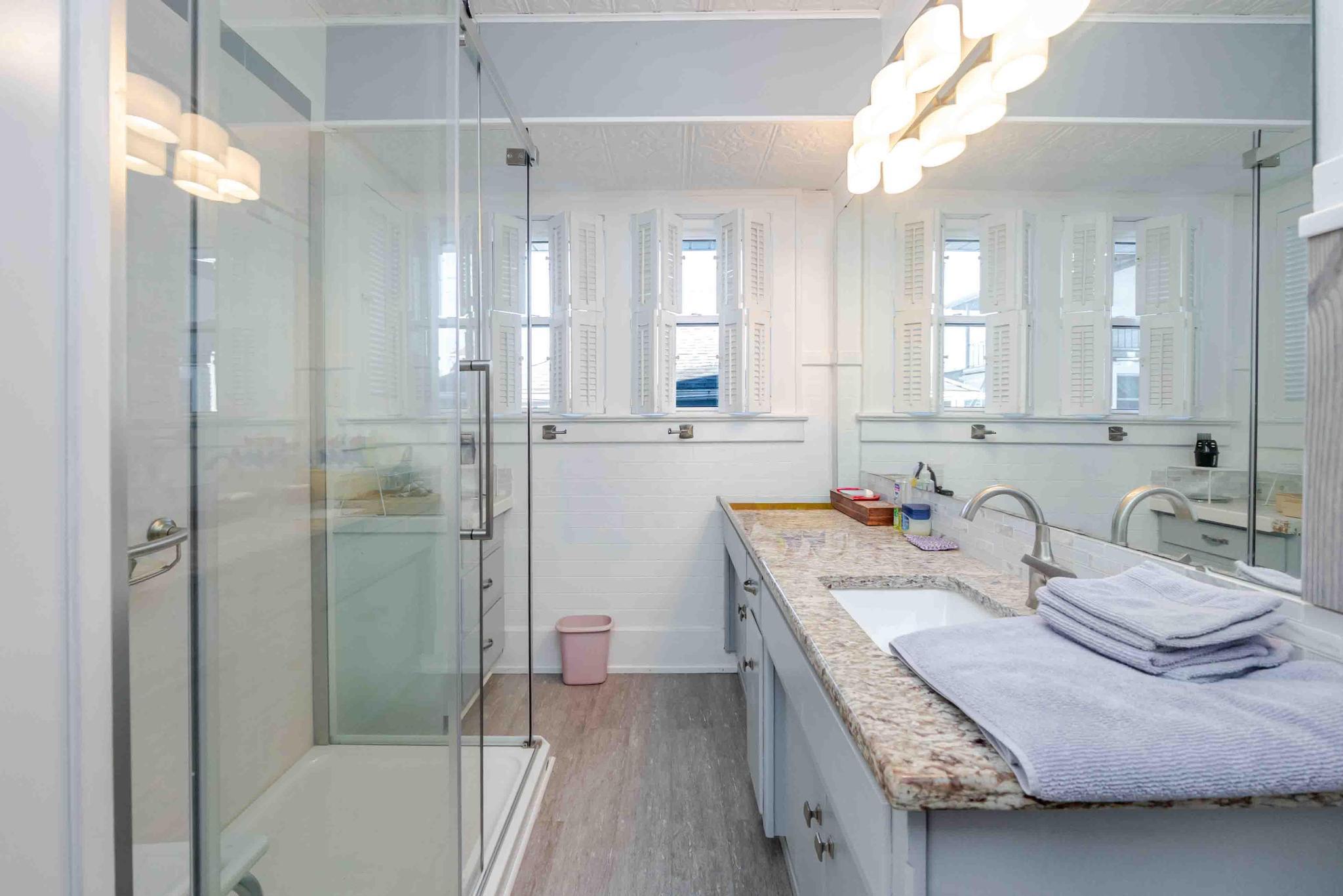 Findlay, Ohio 45840, United States, 5 Bedrooms Bedrooms, ,2 BathroomsBathrooms,Residential,Active,228230