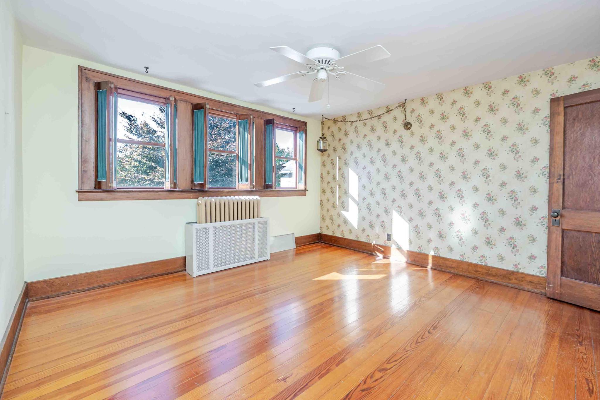 Findlay, Ohio 45840, United States, 5 Bedrooms Bedrooms, ,2 BathroomsBathrooms,Residential,Active,228230