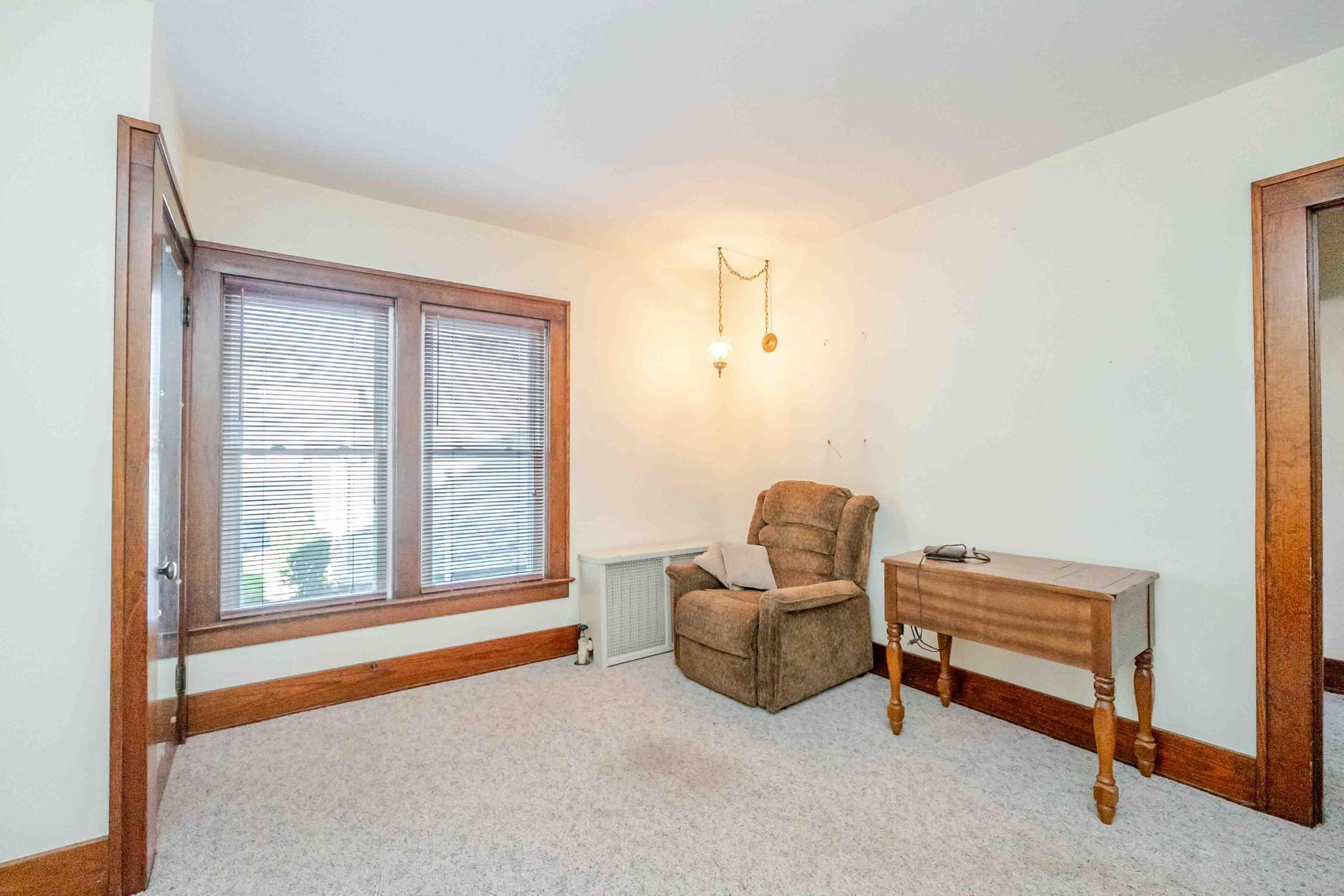 Findlay, Ohio 45840, United States, 5 Bedrooms Bedrooms, ,2 BathroomsBathrooms,Residential,Active,228230