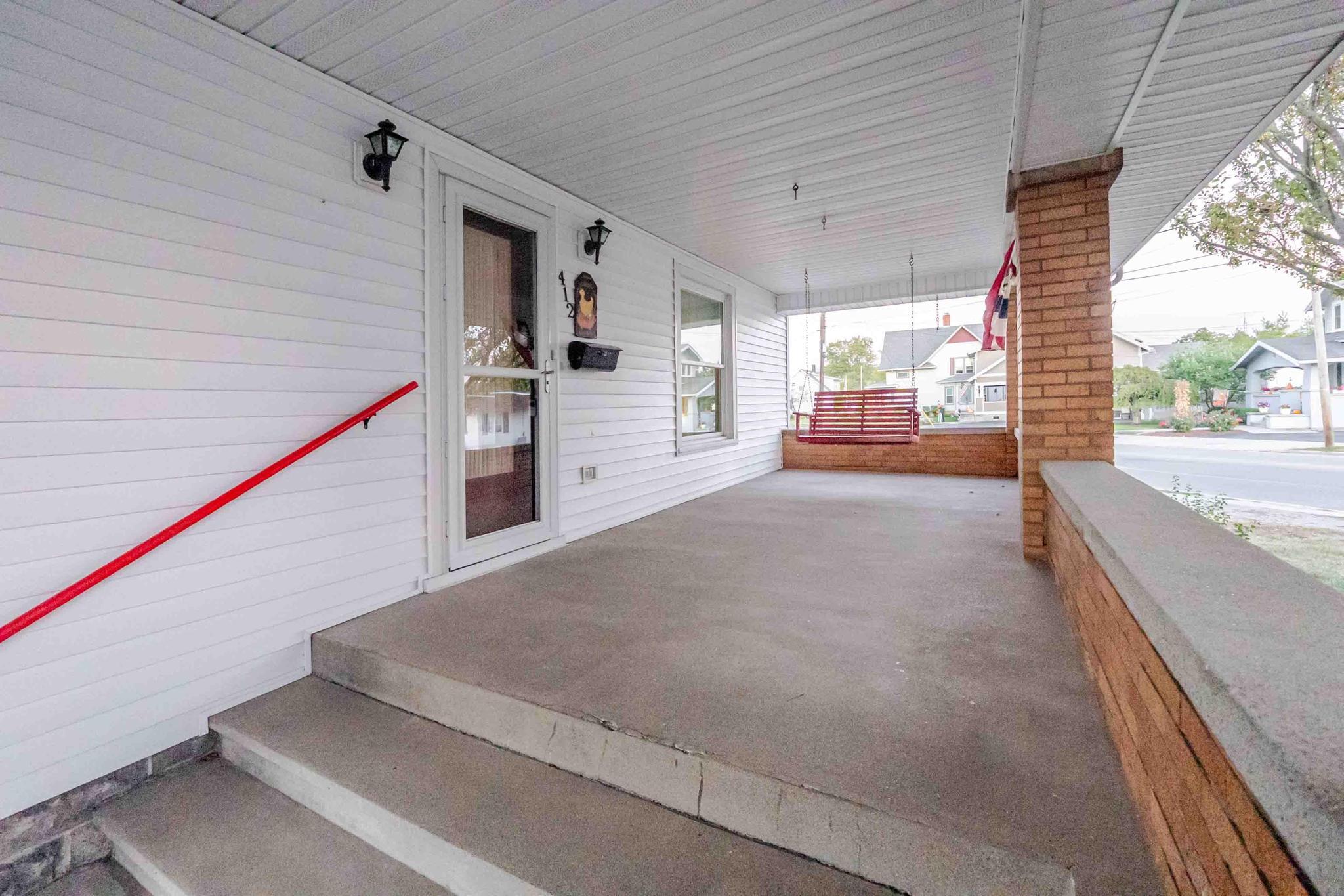 Findlay, Ohio 45840, United States, 5 Bedrooms Bedrooms, ,2 BathroomsBathrooms,Residential,Active,228230