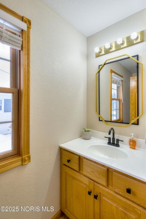 Tiny photo for 720 Parkside Drive, Wauseon, OH 43567 (MLS # 10002047)