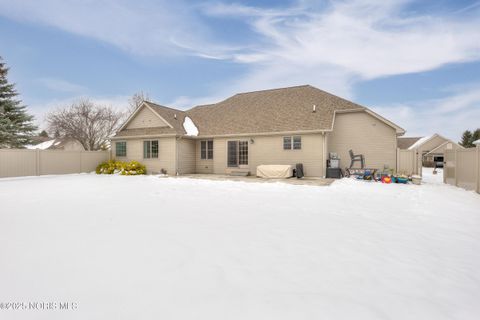 Tiny photo for 720 Parkside Drive, Wauseon, OH 43567 (MLS # 10002047)