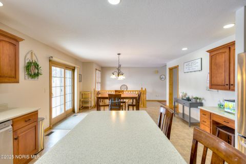 Tiny photo for 720 Parkside Drive, Wauseon, OH 43567 (MLS # 10002047)