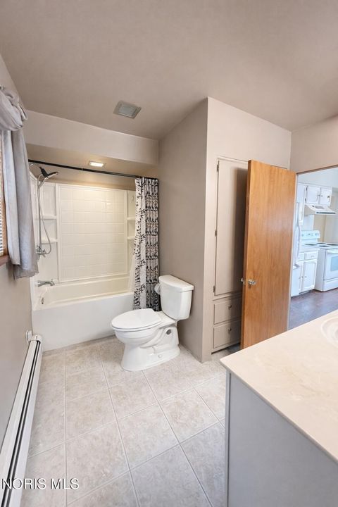 Tiny photo for 711 Sawyer Road, Toledo, OH 43615 (MLS # 10004161)