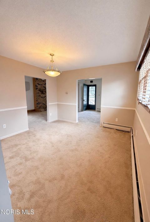 Tiny photo for 711 Sawyer Road, Toledo, OH 43615 (MLS # 10004161)