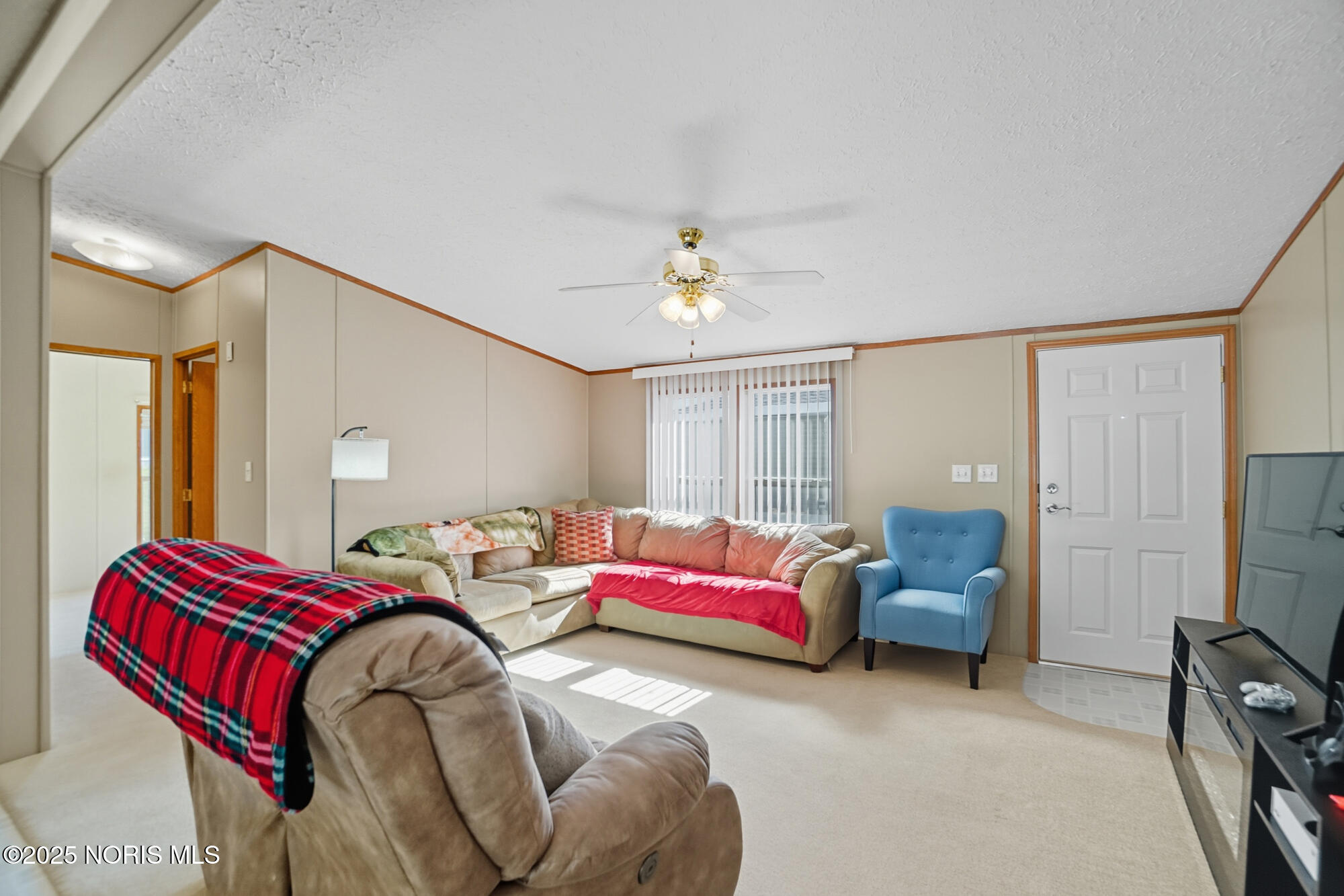 573 Waterview Circle